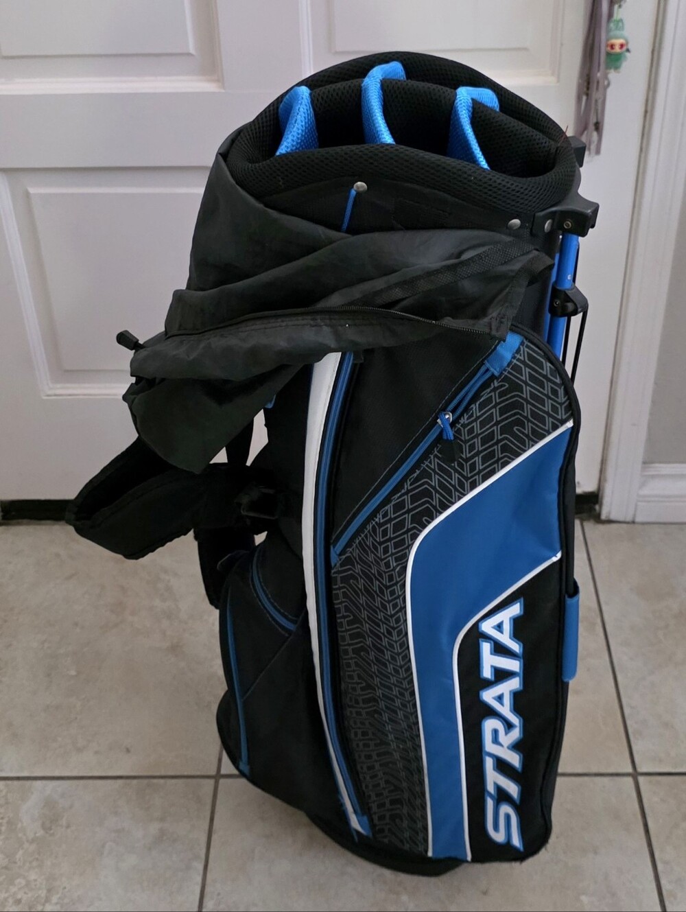 Callaway Golf Men's Strata Golf Bag 7 way top double Strap multiple zipper pocke
